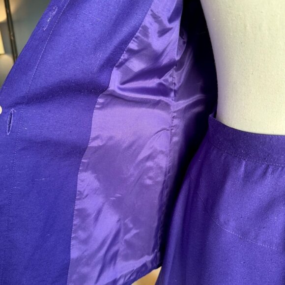 1980s Vintage 100% Silk Royal Purple Silk Skirt Suit Set - Picture 10 of 16